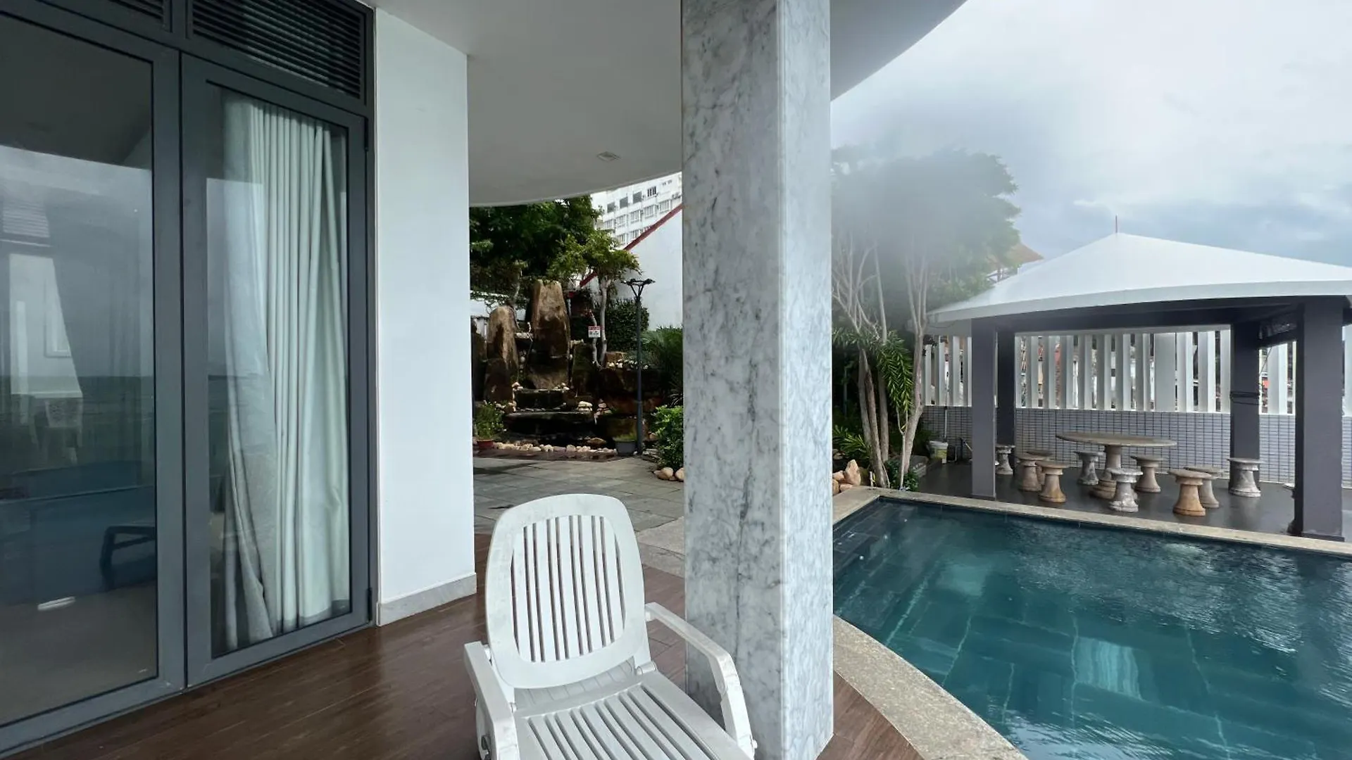 Nancy Thuy Tien Seaview Condotel 1 Vung Tau Apartment