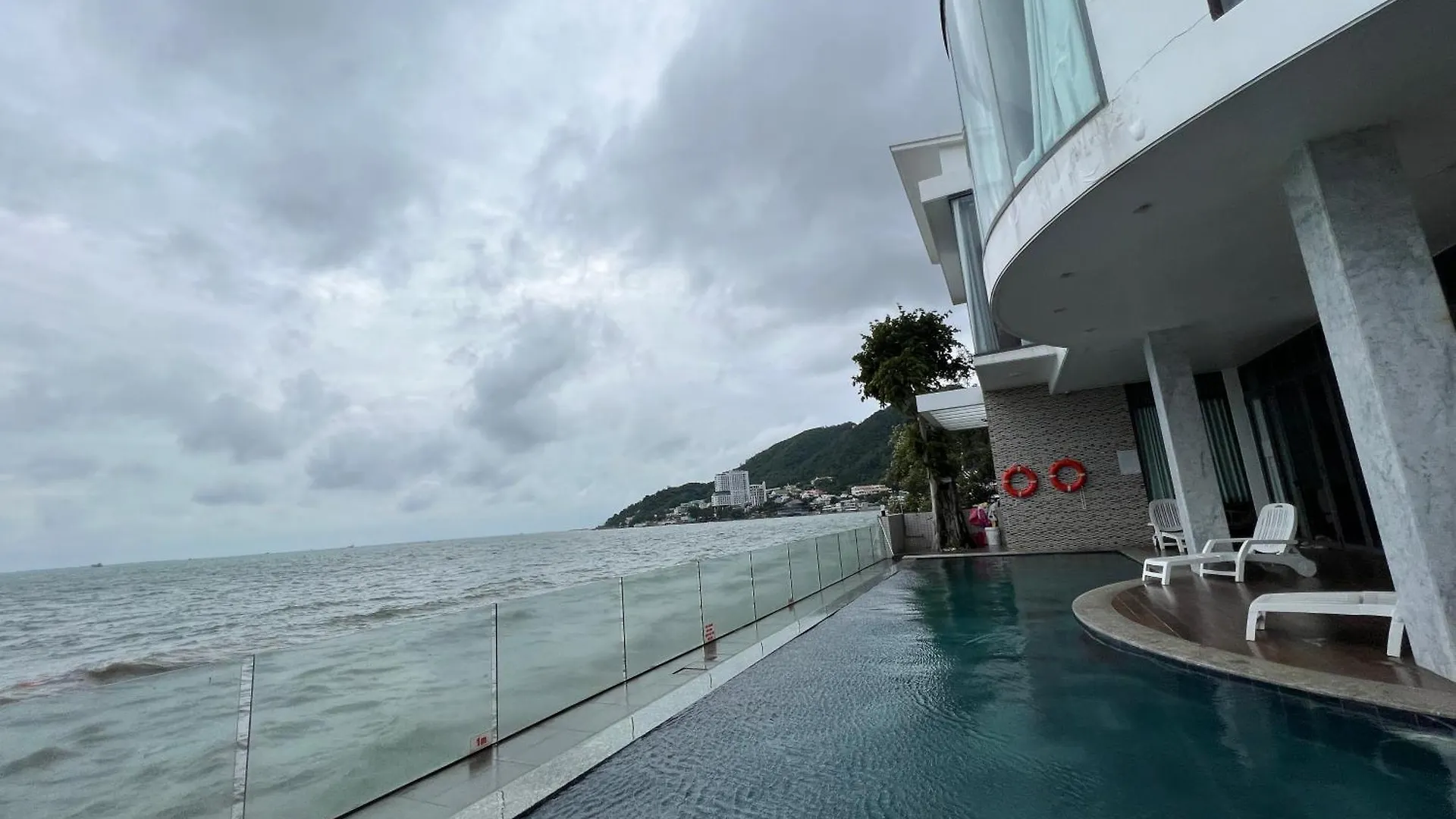 Nancy Thuy Tien Seaview Condotel 1 Vung Tau Apartment